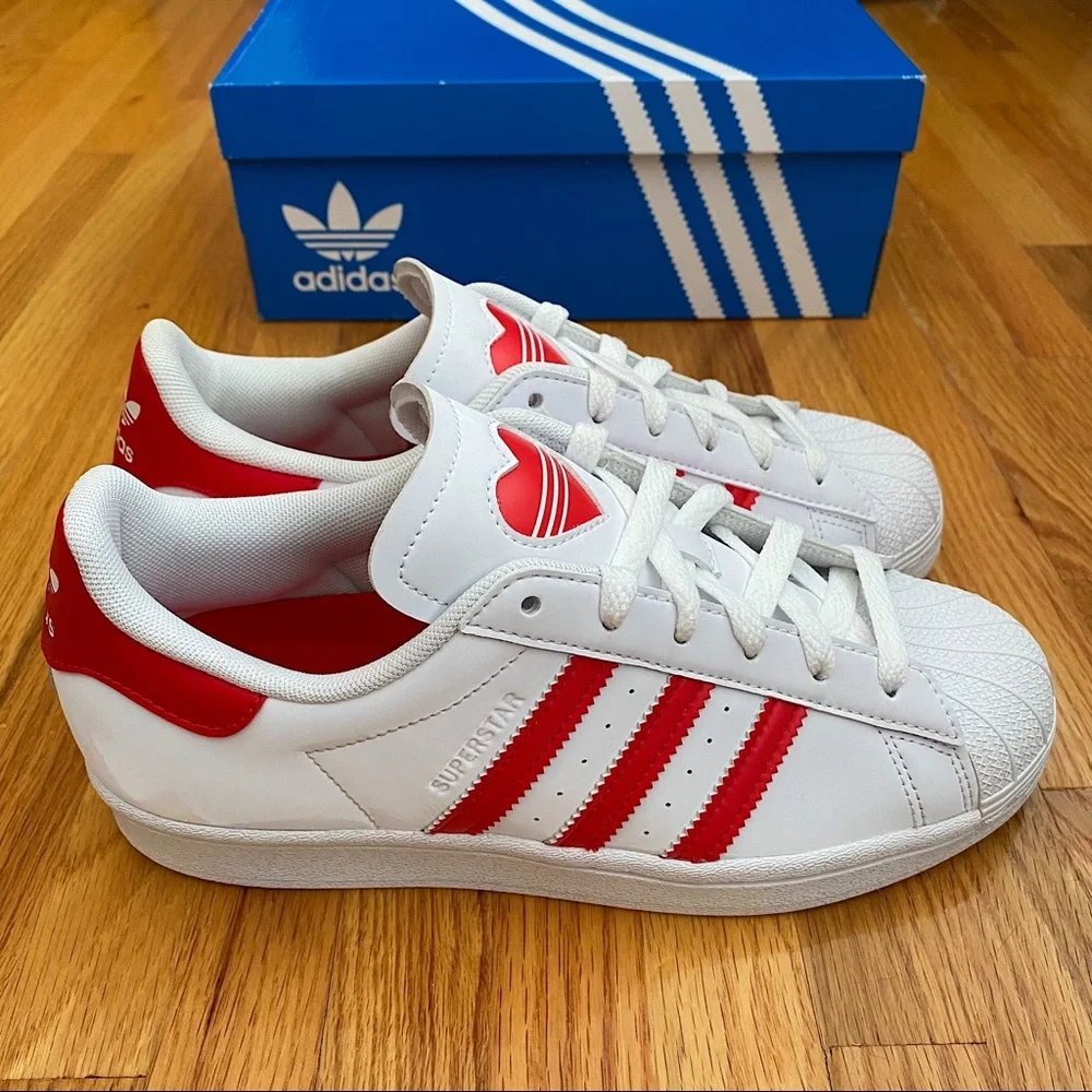 Adidas Superstar Heart Women’s Sneakers - Picture 4 of 8